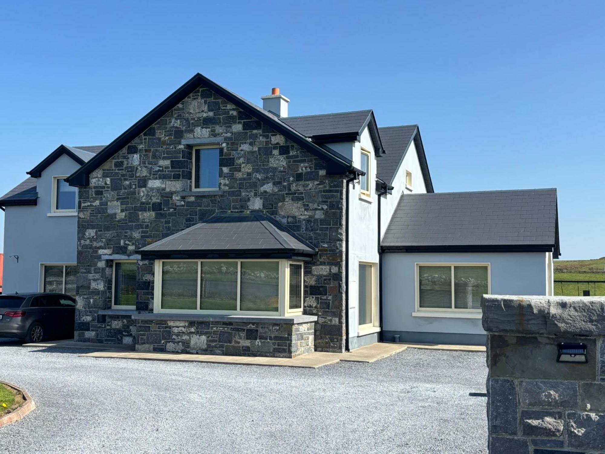Doolin Village Accomodation Экстерьер фото